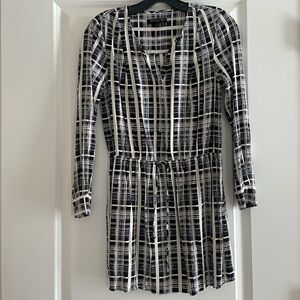 Black and white Banana Republic mini dress